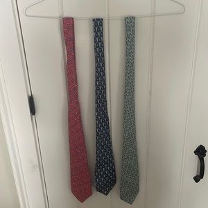Vineyard Vines Kids Ties 3 pack for $50